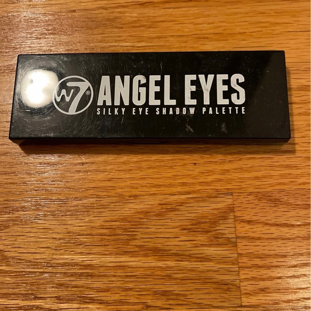 W7 makeup palette